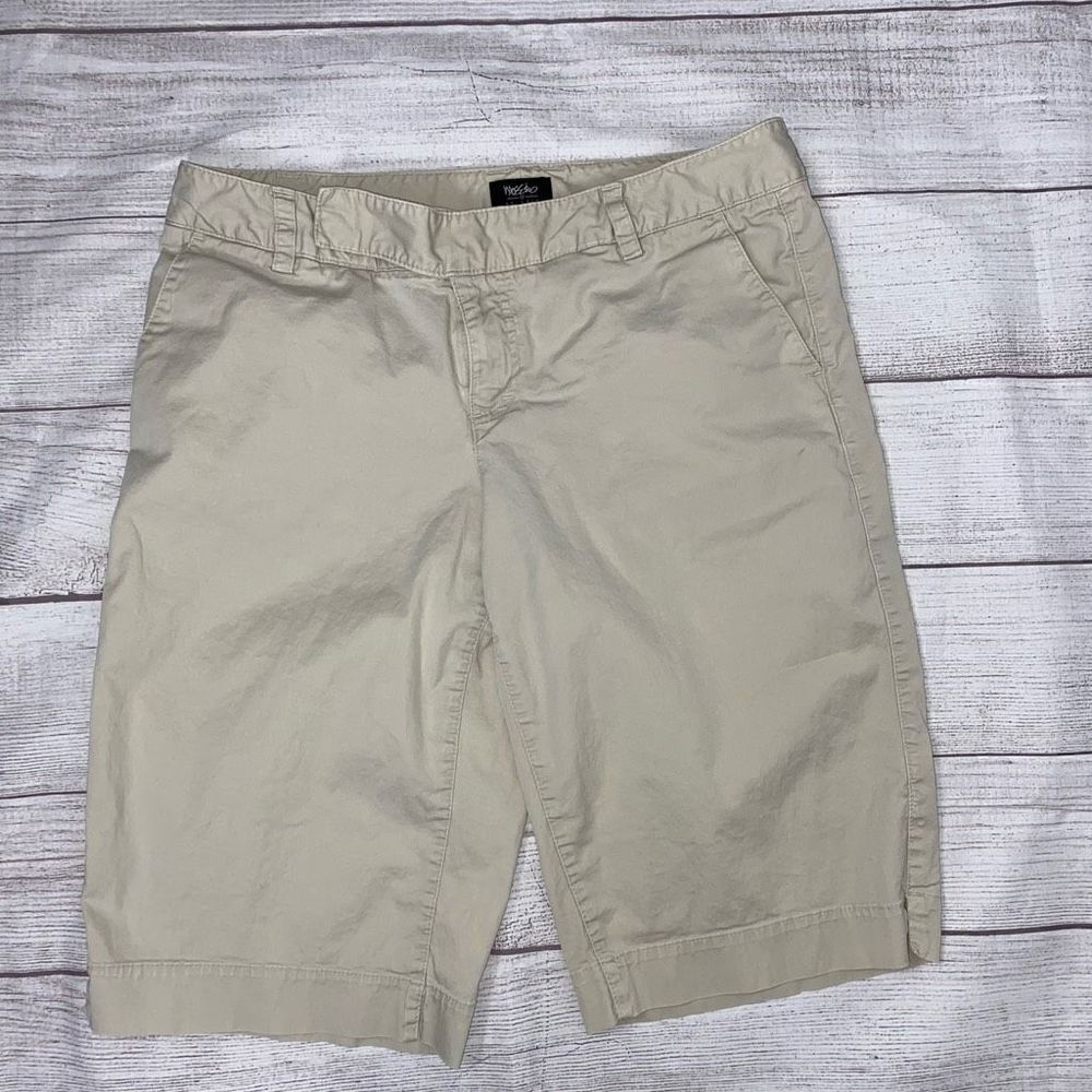 Mossimo stretch cotton blend flat front chino shorts tan sz 6 women